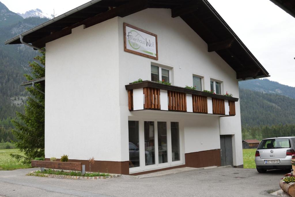 Ferienhaus Wolf Häselgehr Екстериор снимка